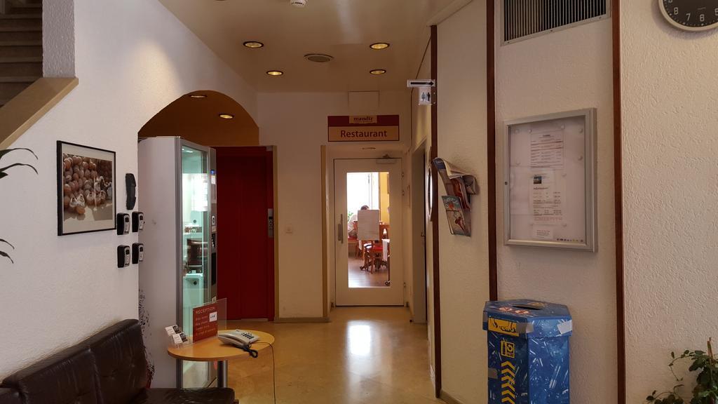 Spalenbrunnen Hotel & Restaurant Basel City Center 外观 照片